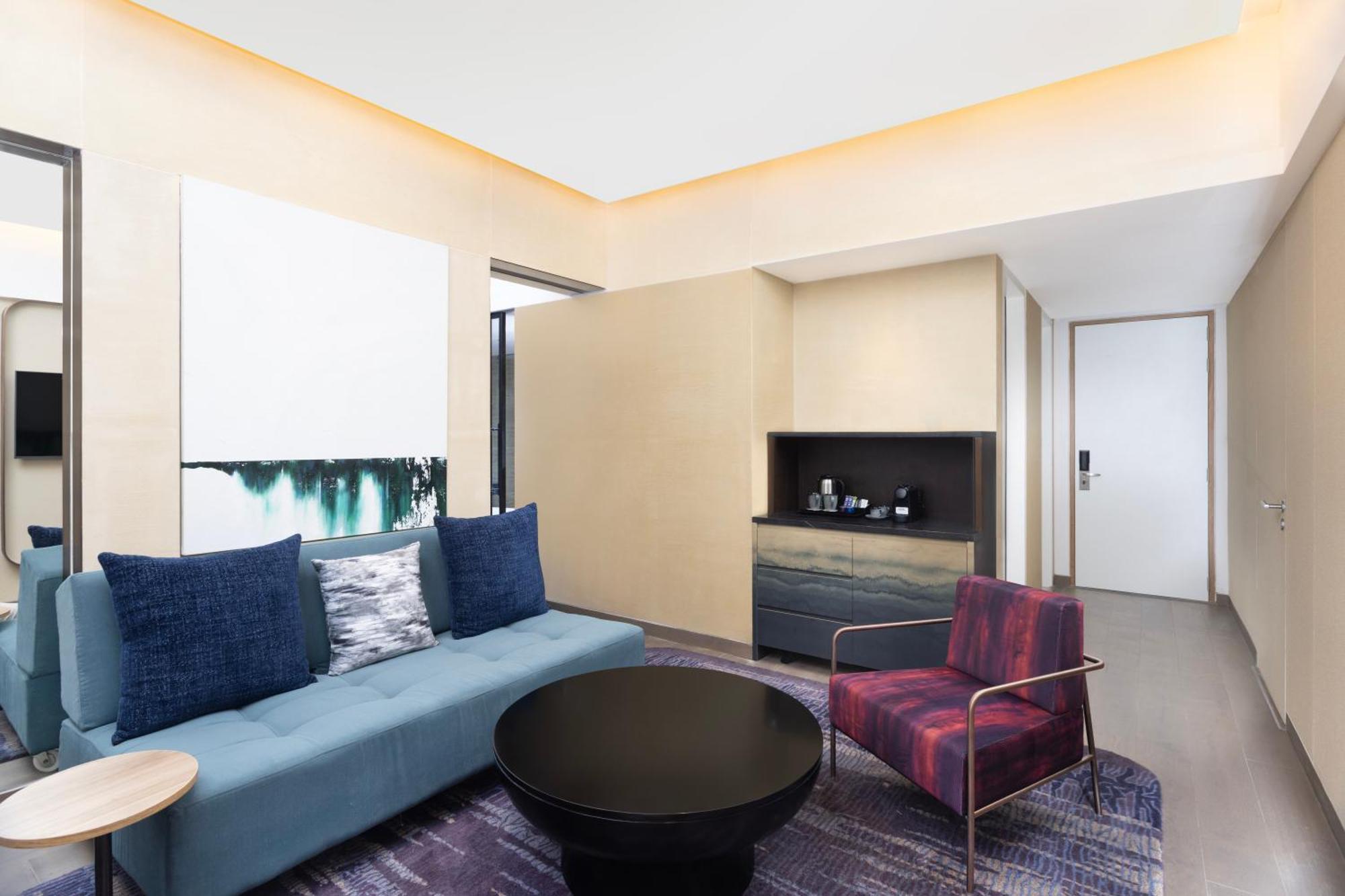Novotel New Delhi City Centre Экстерьер фото